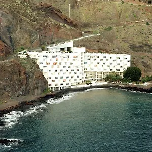 apartamentos-playa-chica-playa-las-gaviotas.tenerifehoteles.net/